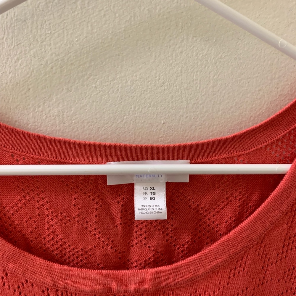 motherhood maternity sweater/top